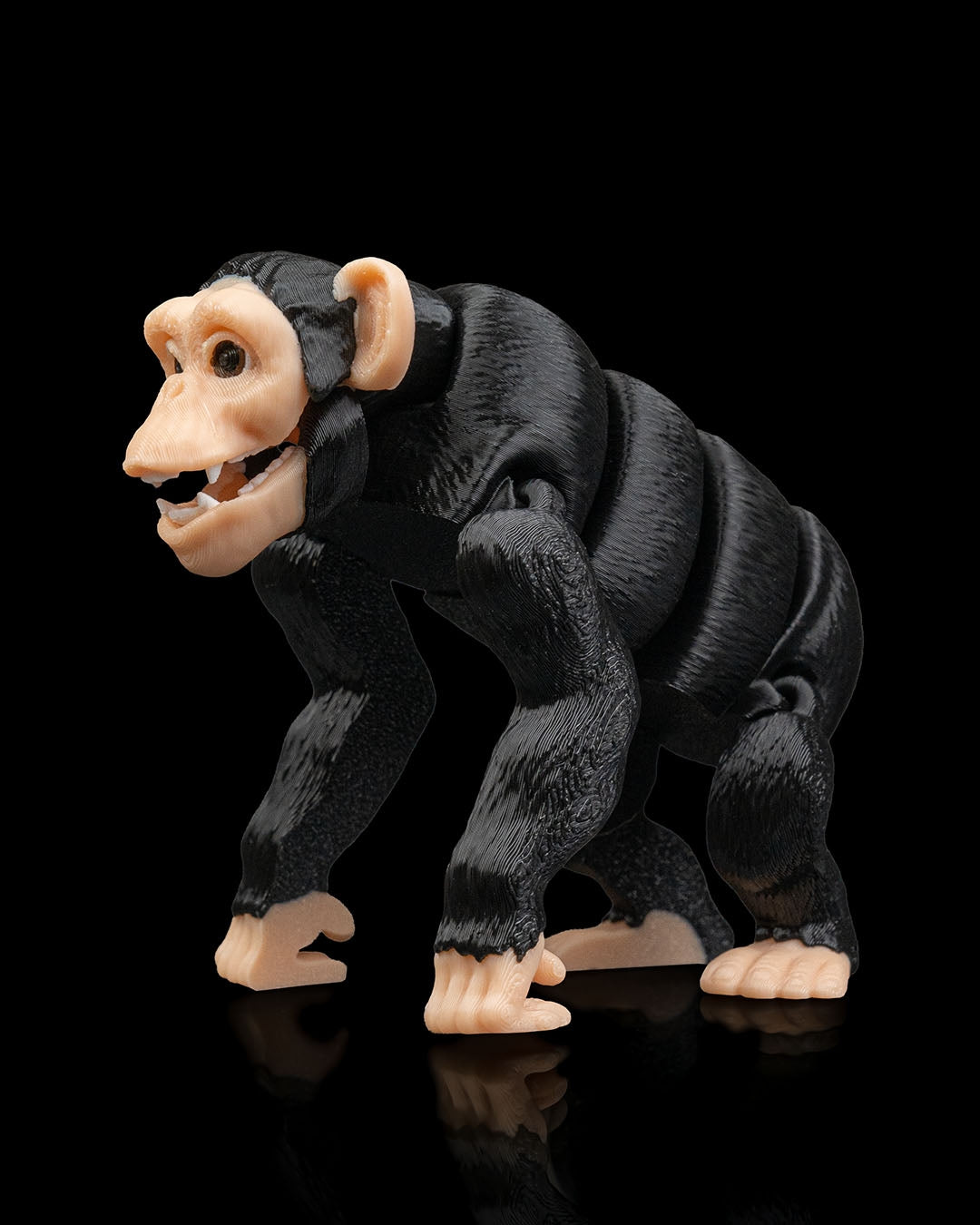 2️⃣ Detailreiche Schimpansen-Figur mit Gelenken – Perfekt für Tierliebhaber
