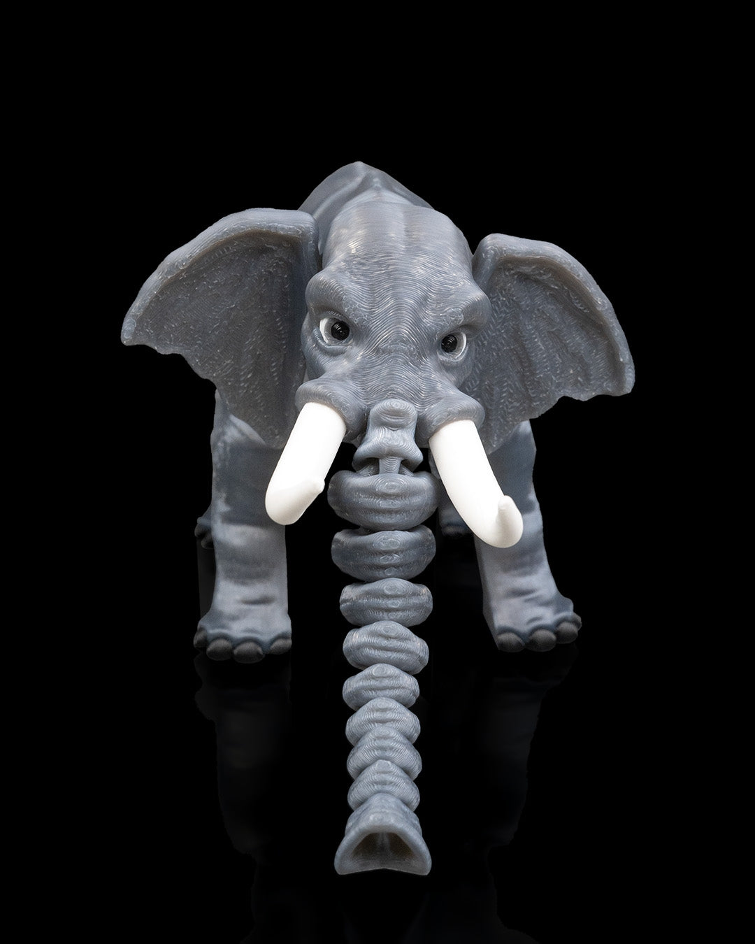 1️⃣ Beweglicher Elefant – Flexible Tierfigur für Sammler