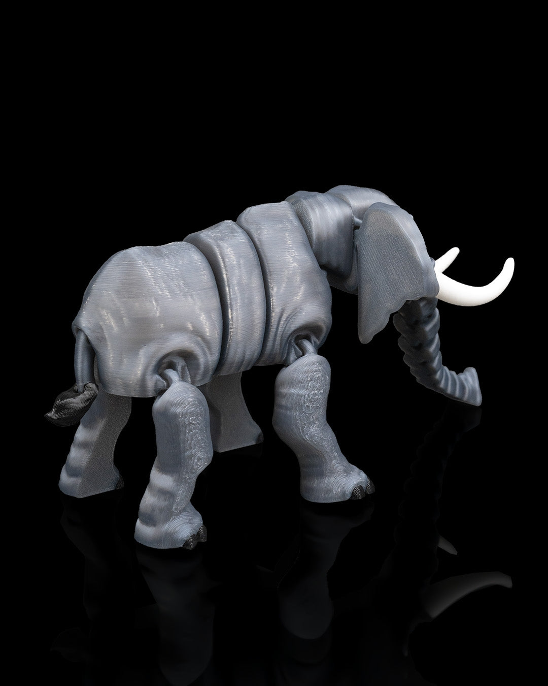4️⃣ Bewegliche Tierfigur – Elefant mit flexiblen Gelenken