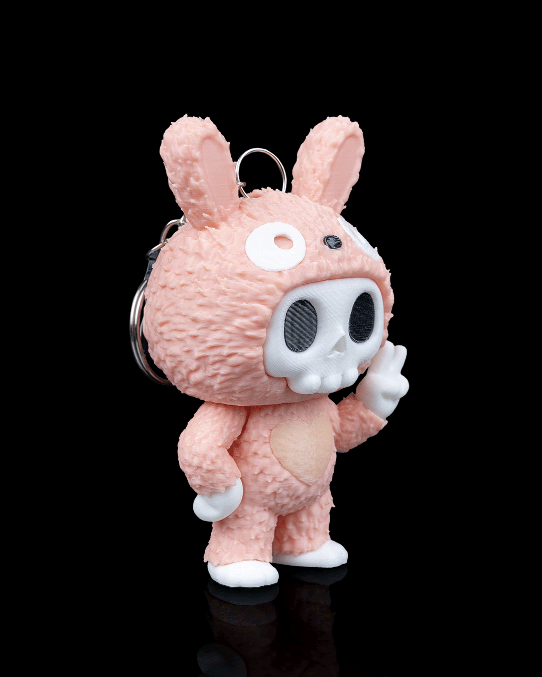 Skubbies Tuff Figur | Der einzigartige Hase-Skelett-Schlüsselanhänger in Pink | Dein neues düster-niedliches Sammlerstück