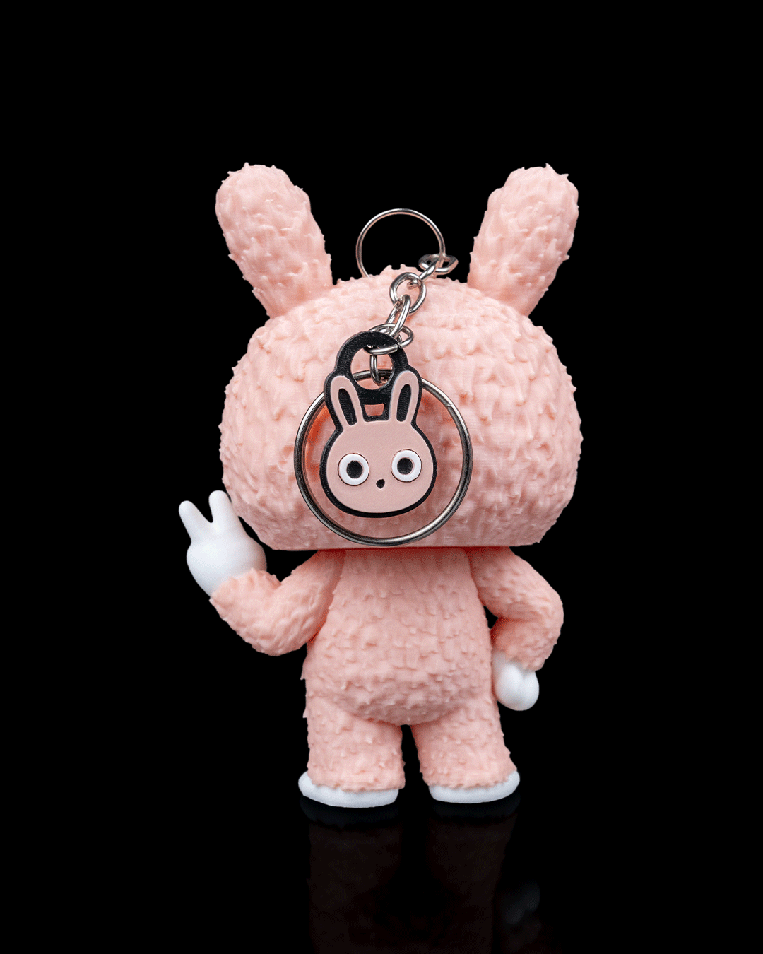 Skubbies Tuff Figur | Der einzigartige Hase-Skelett-Schlüsselanhänger in Pink | Dein neues düster-niedliches Sammlerstück