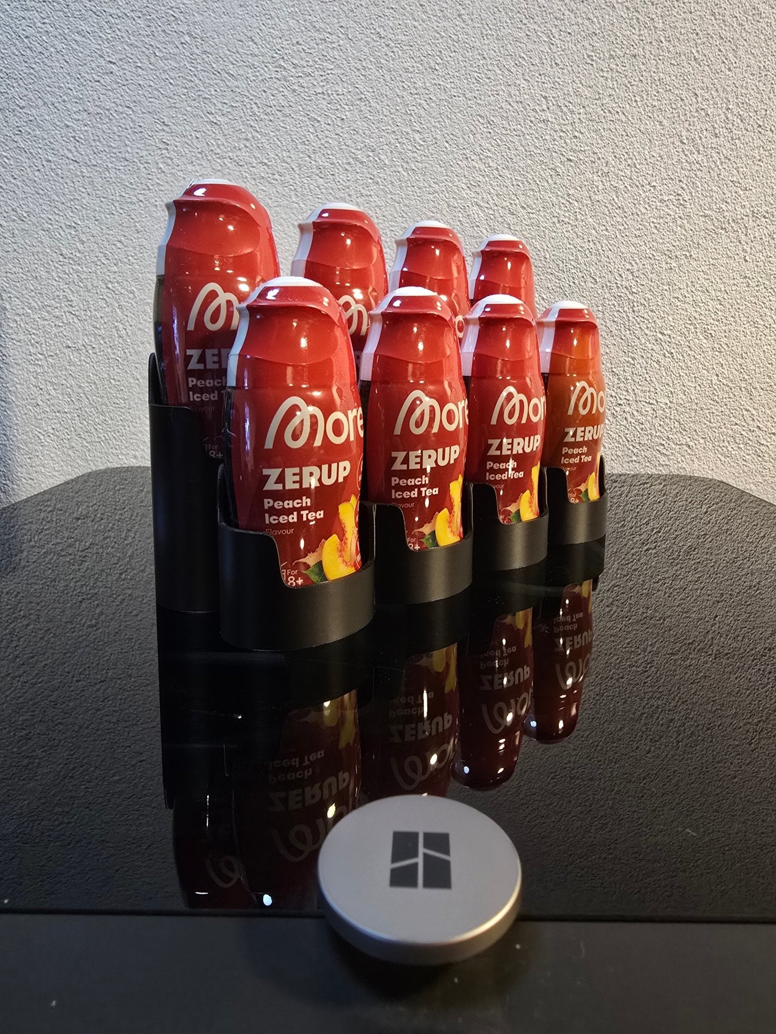 Treppen-Organizer für 8 Flaschen – passend für More Nutrition Zerup - physisches 3D-Modell, Ansicht 6