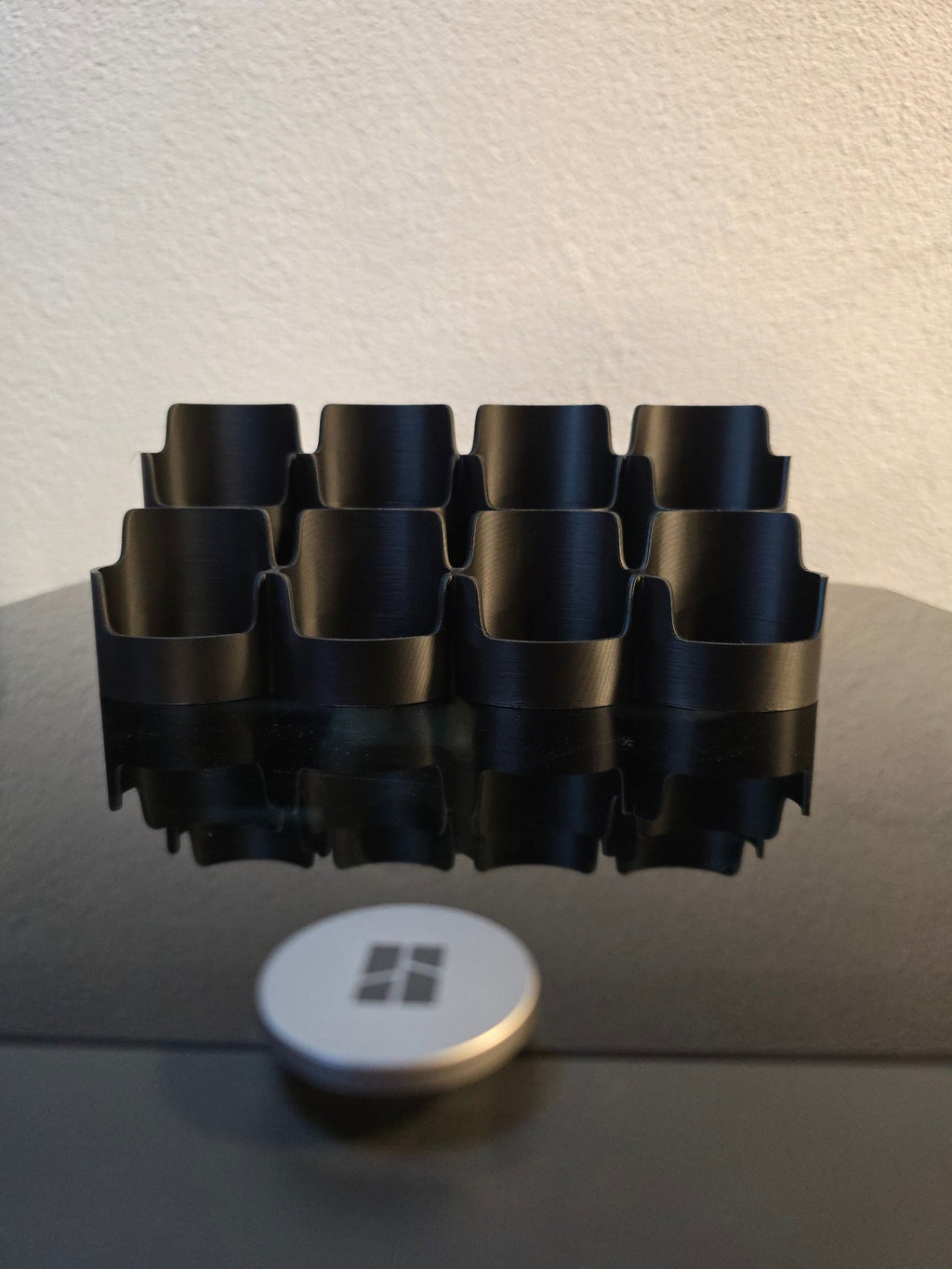 Treppen-Organizer für 8 Flaschen – passend für More Nutrition Zerup - physisches 3D-Modell, Ansicht 3