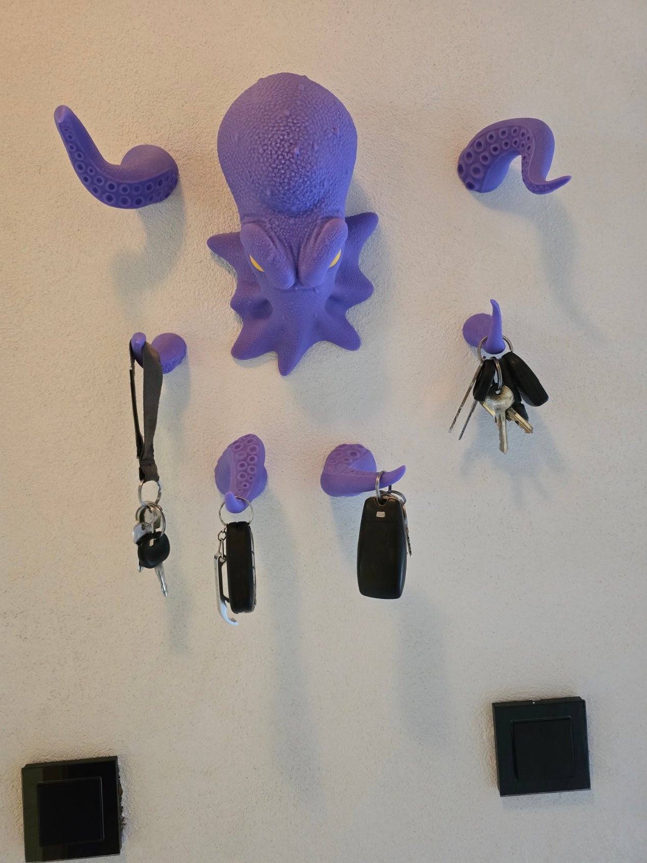 Oktopus Wandhalter mit Tentakeln als Schlüsselbrett und Garderobe - physisches 3D-Modell, Ansicht 3