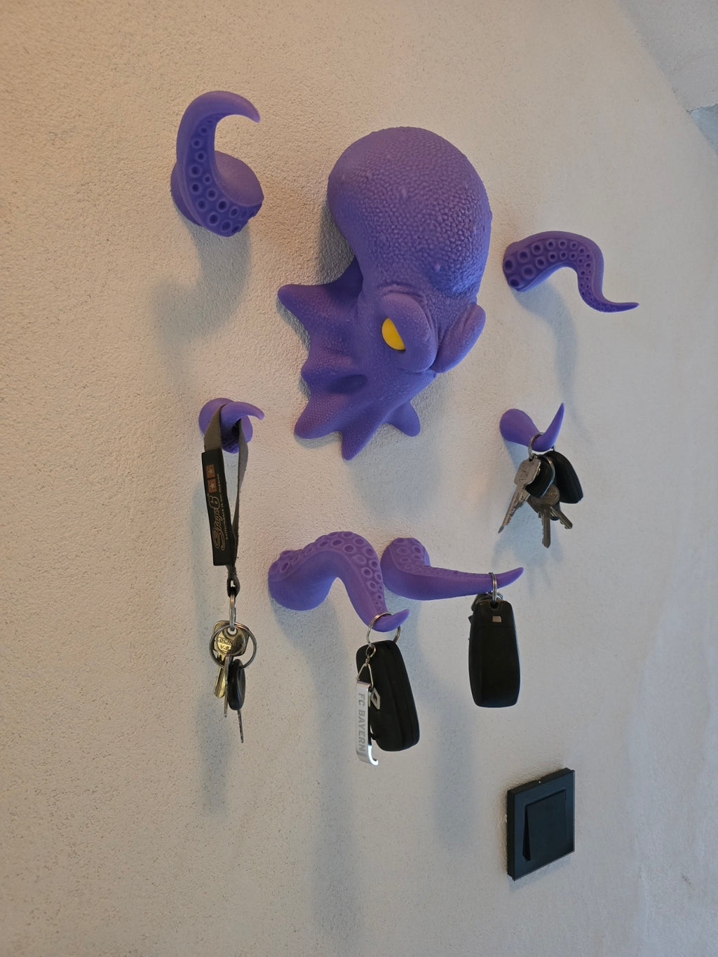 Oktopus Wandhalter mit Tentakeln als Schlüsselbrett und Garderobe - physisches 3D-Modell, Ansicht 4