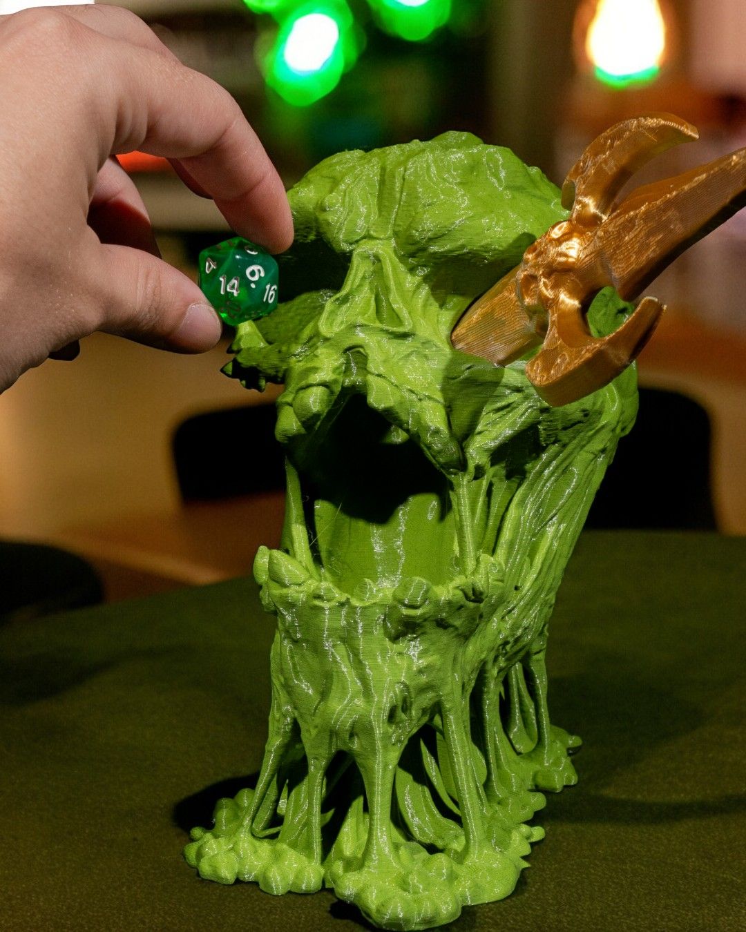 Totenkopf Würfelturm – Gruseliges Gaming-Zubehör für Rollenspiele und Tabletop - physisches 3D-Modell, Ansicht 7