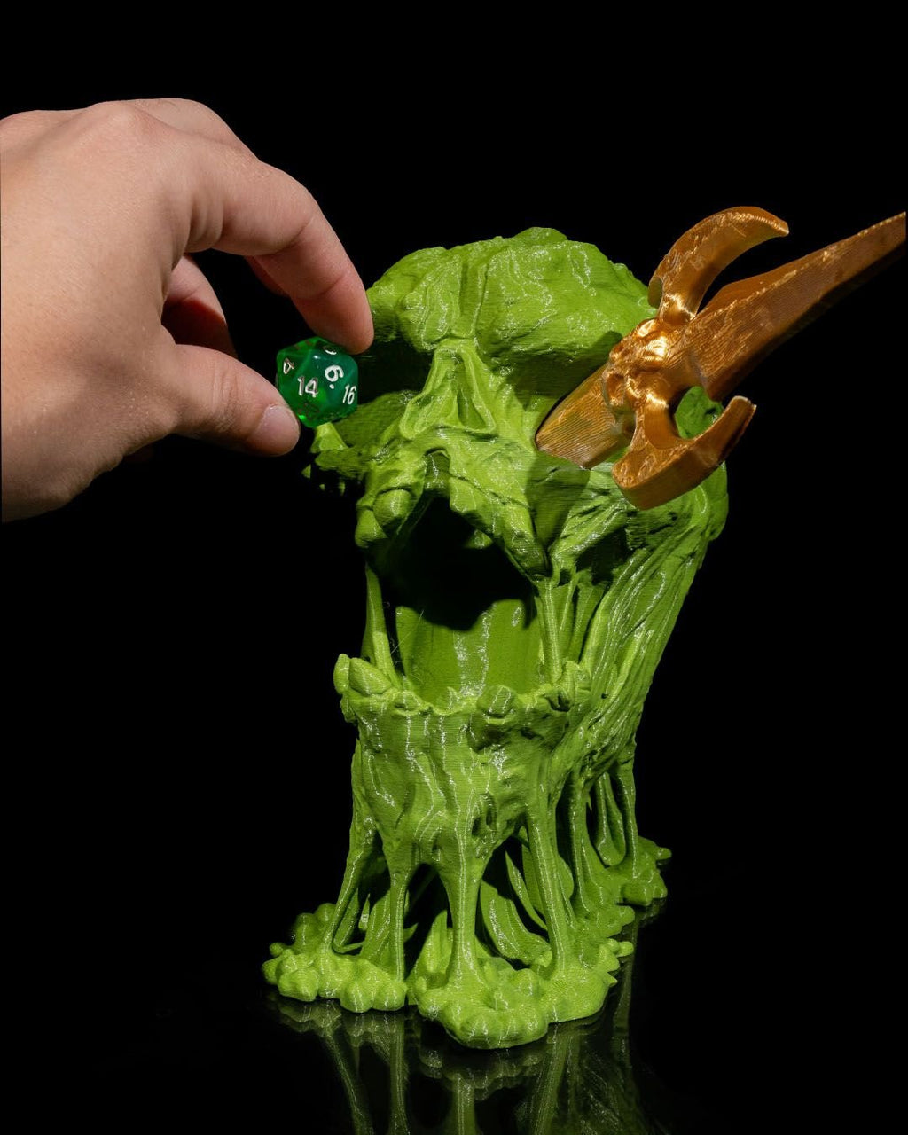 Totenkopf Würfelturm – Gruseliges Gaming-Zubehör für Rollenspiele und Tabletop - physisches 3D-Modell, Ansicht 5