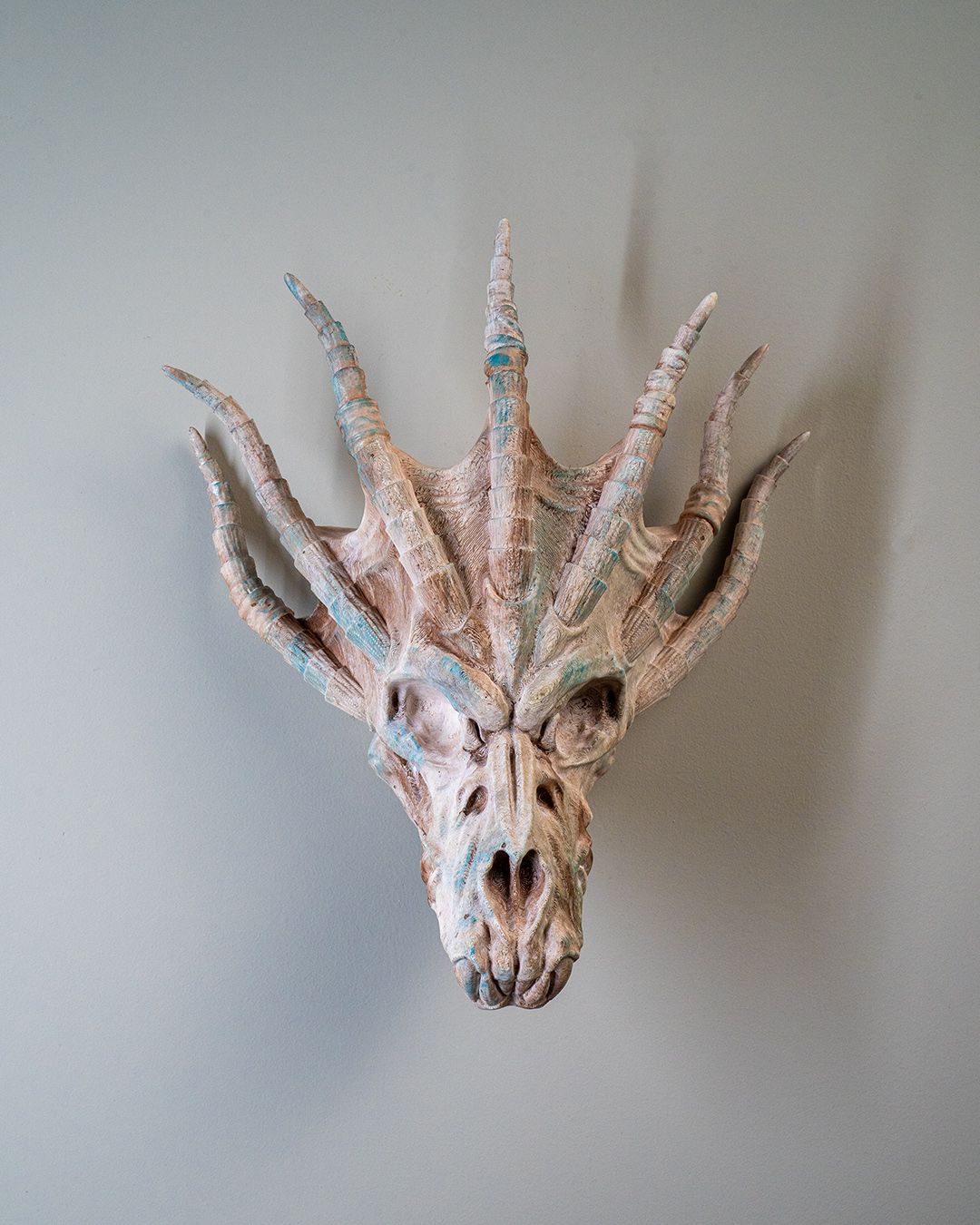 Stachel Drachenschädel Wanddeko Spiky Dragon (27 cm) - physisches 3D-Modell, Ansicht 11