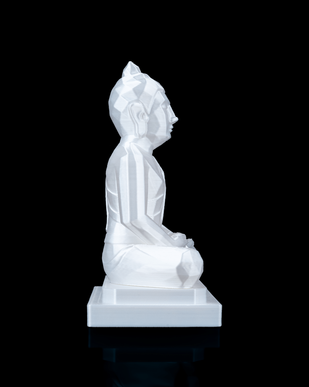 Buddha-Figur – Profilansicht

