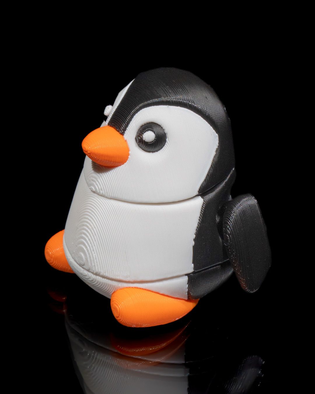  Pinguin-Schlüsselanhänger – Detailansicht des niedlichen und detailreichen Designs.