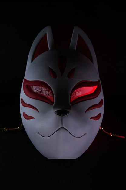 Kitsune-Maske – Mystische Cosplay-Maske inspiriert von japanischen Fabelwesen