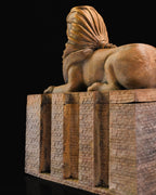 Fantastischer Sphinx Würfelturm – Hergestellt aus umweltfreundlichem PLA, nur einfarbig erhältlich.