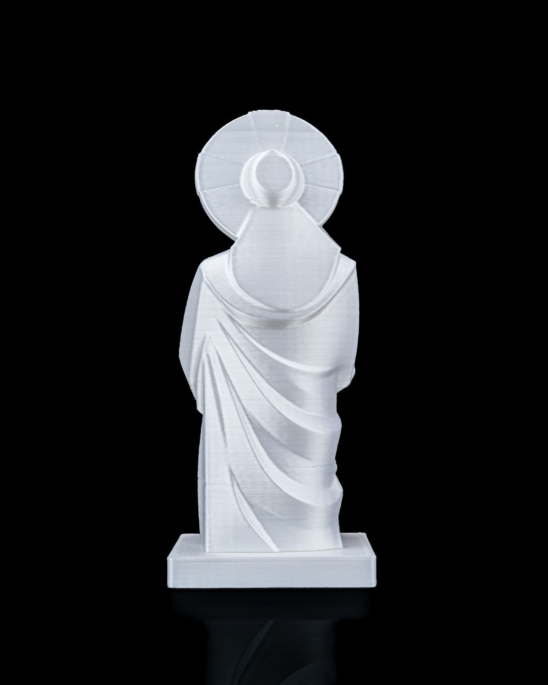 Jesus-Statue Rückseite – minimalistisches Design

