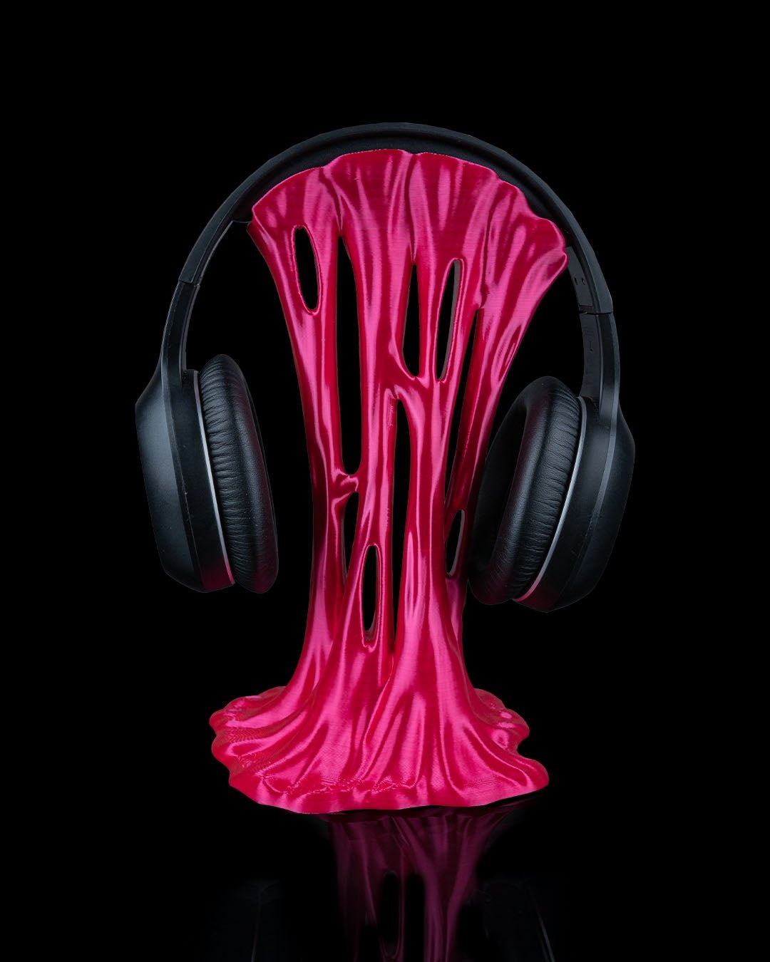 Rückansicht des Sticky-Splash Headset-Halters mit Headset

