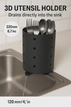 Marketing-Grafik mit Maßangaben – schwarzer Besteckhalter mit Gabeln und Löffeln gefüllt, Höhe 220 mm und Durchmesser 120 mm beschriftet, auf Spülenrand mit Wasserablauf (englischer Werbetext im Bild)