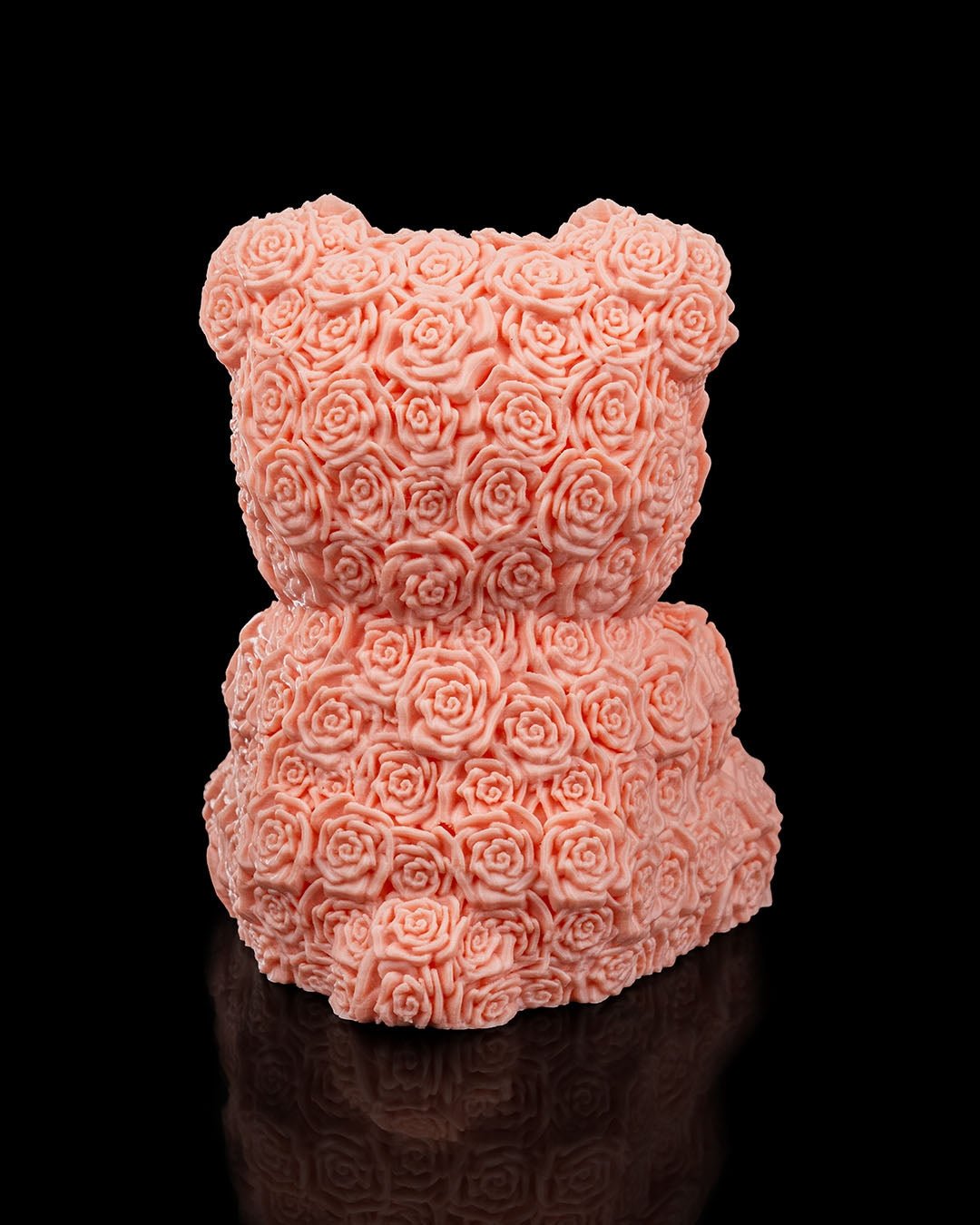 Blumenbär Rosenoptik in Lachs-Rosa, Rückansicht – 3D-Druck Münch3D