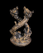 Drachen-Räucherstäbchenhalter ohne Räucherstäbchen, freigestellt vor schwarzem Hintergrund – Münch3D