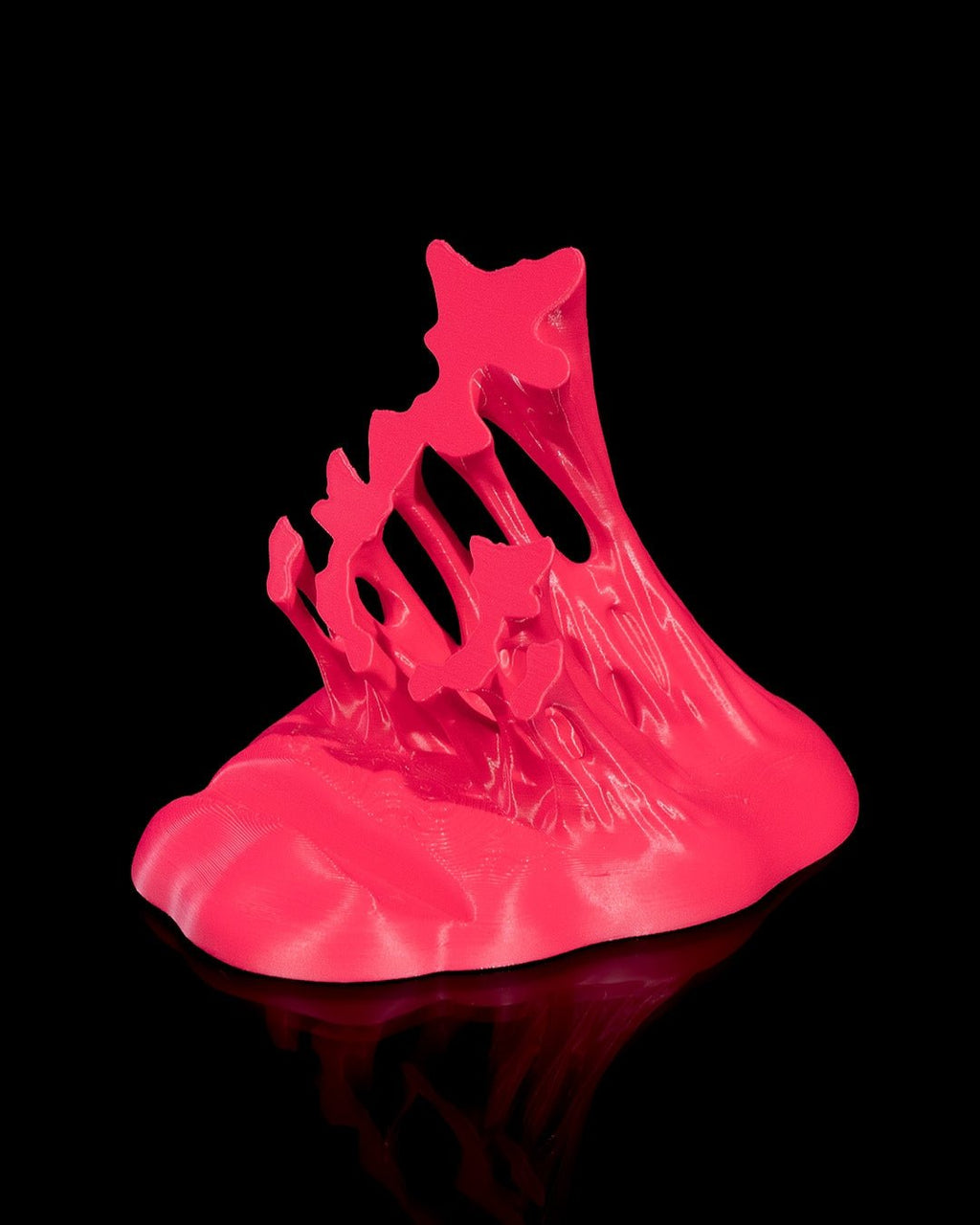 Neonpinker Splash-Handyhalter ohne Smartphone, seitlich geneigte Ansicht vor schwarzem Hintergrund