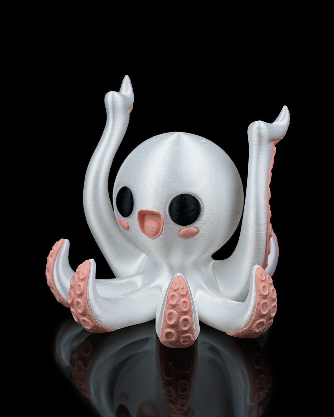 Oktopus Löffelhalter, Frontalansicht mit erhobenen Tentakeln vor Schwarz, ohne Utensil – Münch3D