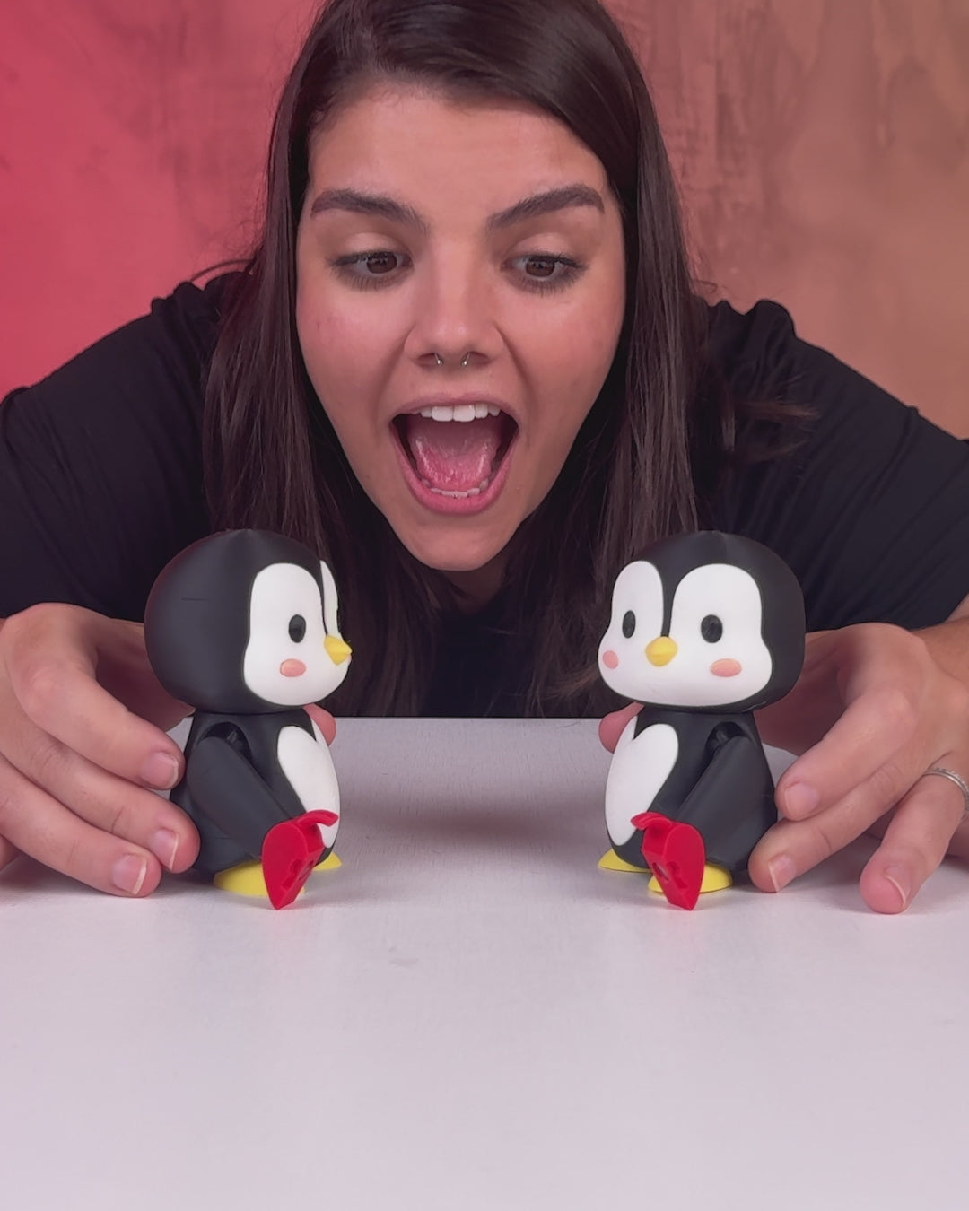 Valentinstagsgeschenk ❤️ Süßes Pinguinpaar mit Herzschloss – Liebevolle romantische Dekoration für Partner und Verliebte 🐧