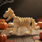Skelett-Katze-Figur im vollständigen Seitenprofil mit geöffnetem Maul und hochgeringeltem Schwanz, Spinnennetz-Deko im Hintergrund, zwischen Kürbissen und Herbstlaub