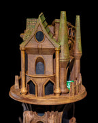 Wachturm Würfelturm bemalt, Detailansicht Turmspitze mit Giebeldach und Säulen – Münch3D 3D-Druck